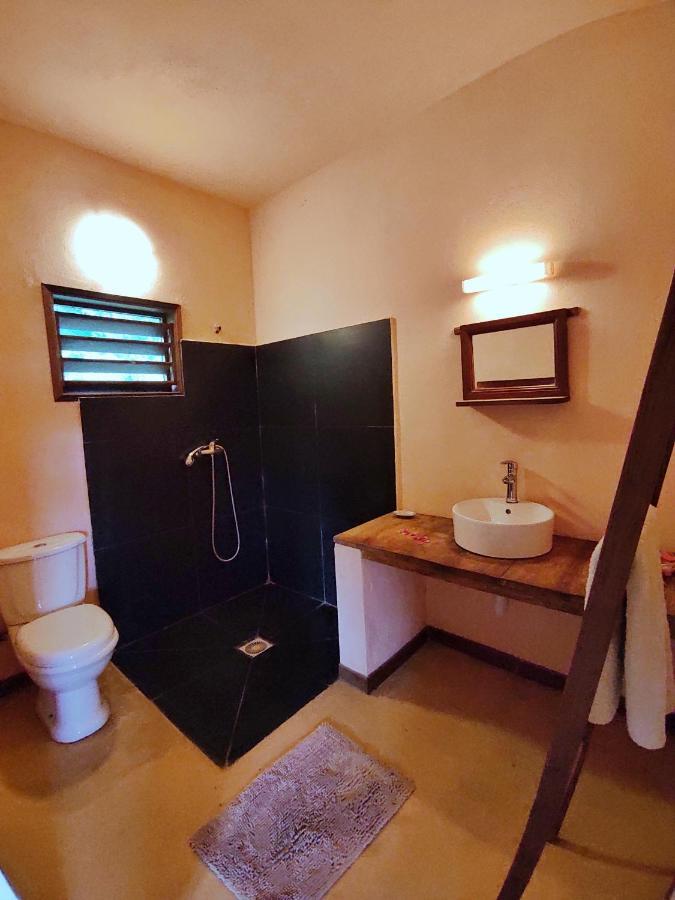 אמבהטולואקה Hotel Benjamin מראה חיצוני תמונה
